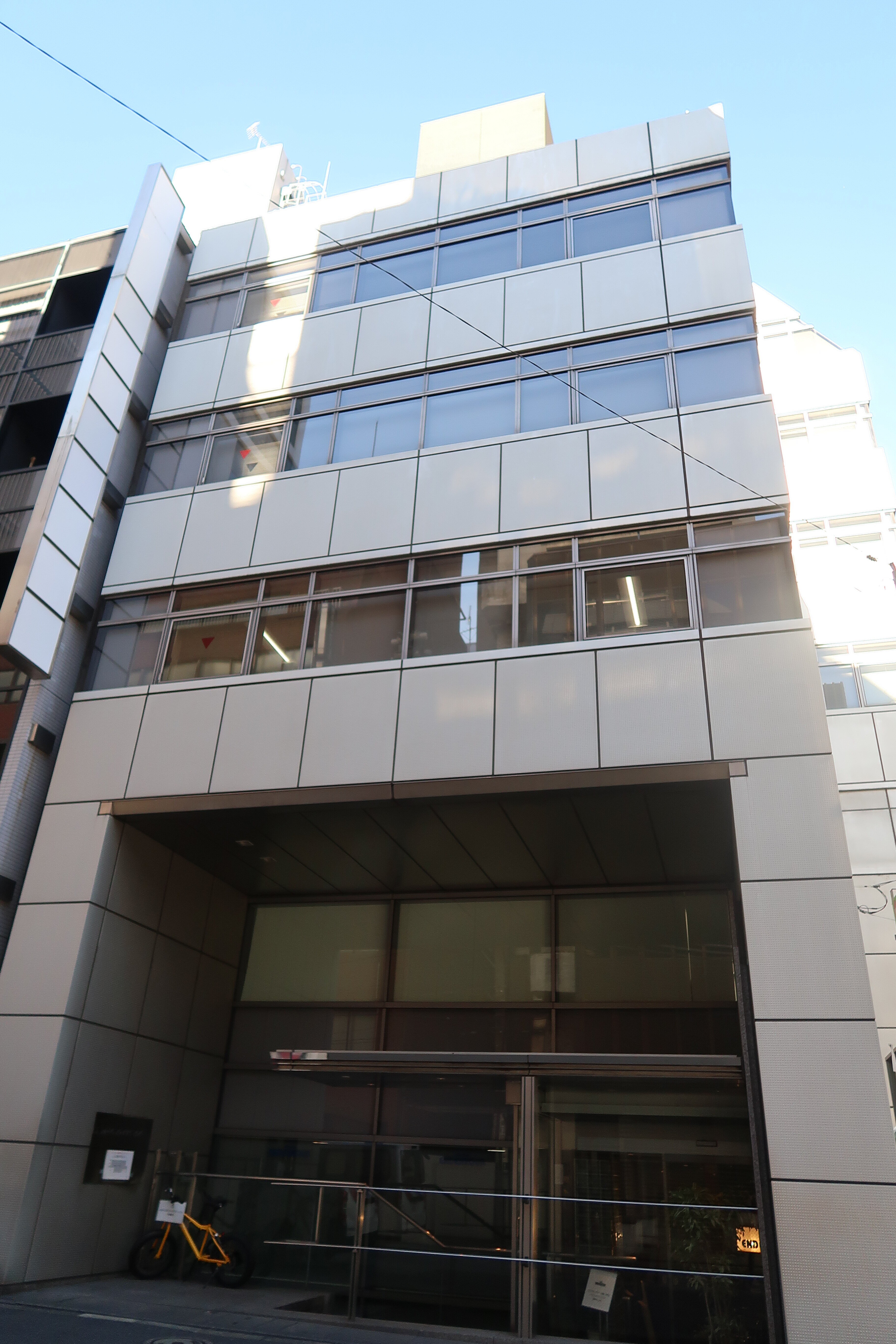 新橋フロンティアビル